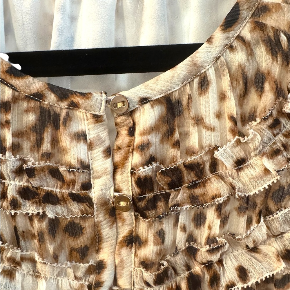 Animal Print Ruffled Sleeve Blouse with Bib Collar - Picture 2 of 6